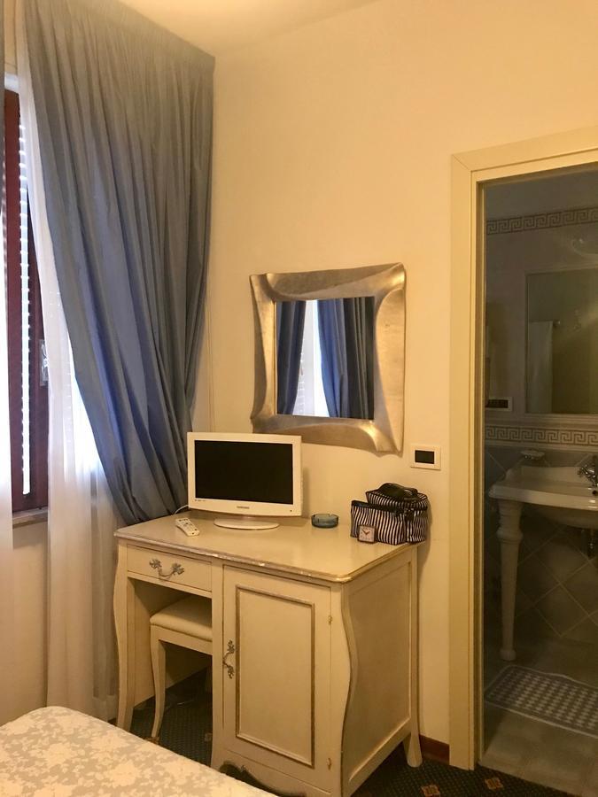 Hotel Tirreno Forte dei Marmi Luaran gambar