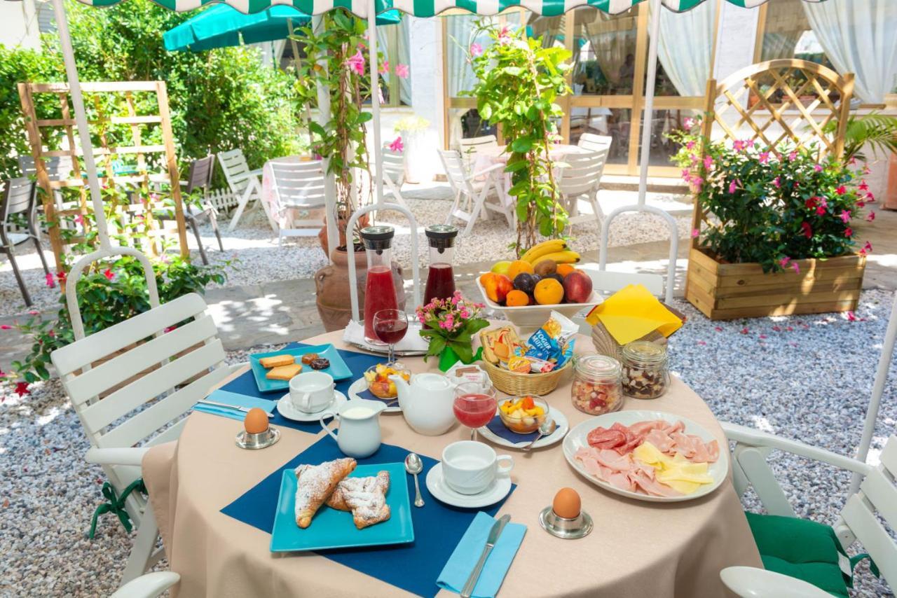 Hotel Tirreno Forte dei Marmi Luaran gambar